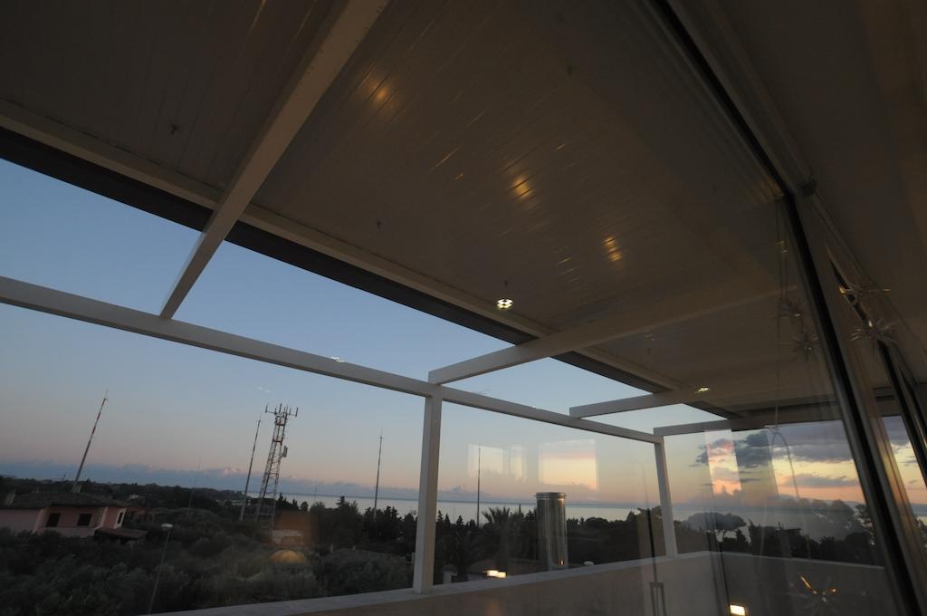 Art House Quartu - Margine Rosso Bed & Breakfast Quartu SantʼElena Rom bilde